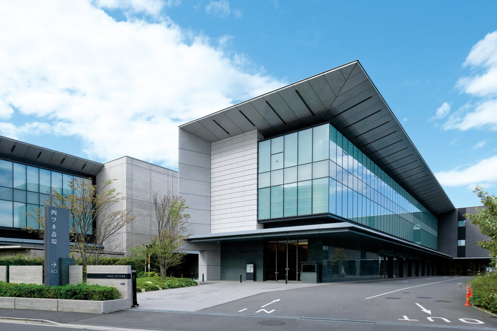 四つ木斎場外観